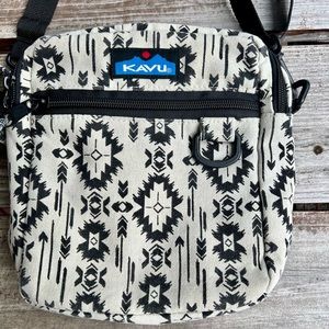 Kavu Seneca cross body bag “desolate vista” Aztec pattern desert native